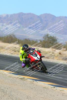 media/Jan-13-2025-Ducati Revs (Mon) [[8d64cb47d9]]/3-B Group/Session 3 (Turn 7 Inside)/